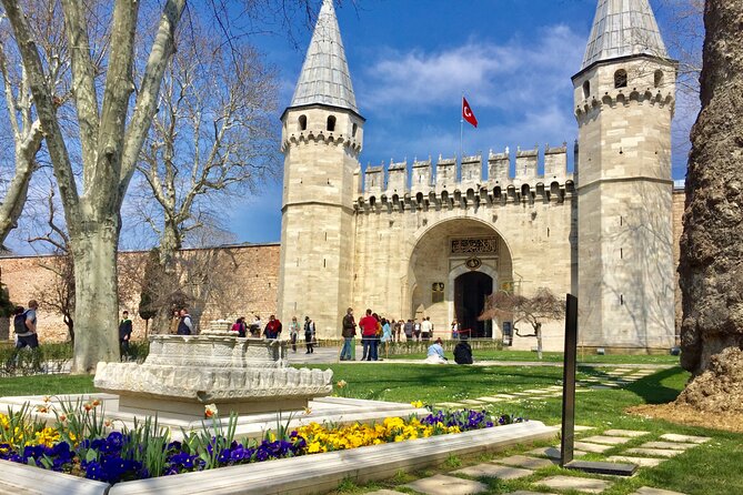 1-Day Private Guided Tour of Istanbul - Bosphorus Strait cruise: Europe and Asia from the water