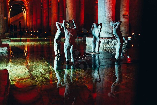 1 Istanbul Tour: Highlights, Street Food & Hidden Pearls - Blue Mosque: shorter visit, big impact