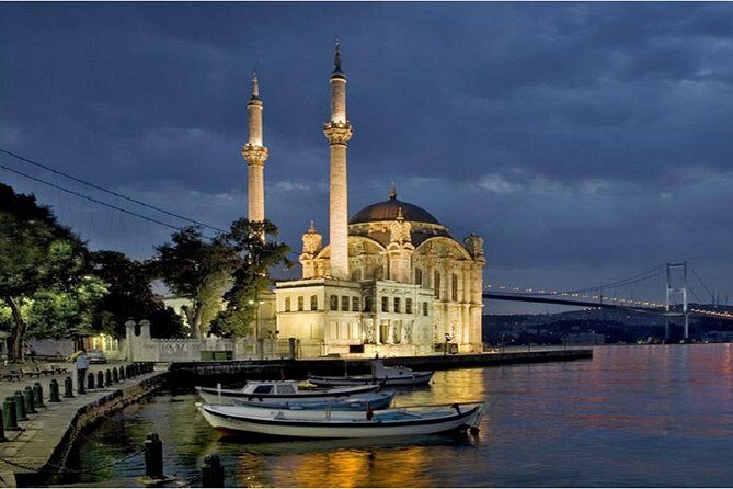 1 or 2 Day Private Istanbul Guided Tour - Dolmabahce Palace: the Bosphorus palace that feels different
