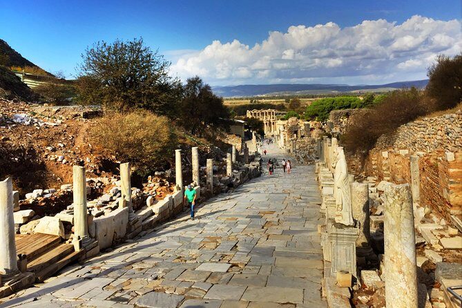 10 Days Private Turkey Tour incl. Gobeklitepe, Cappadocia, Ephesus, Istanbul - Hotels, meals, and transportation: where the trip gets easier for you