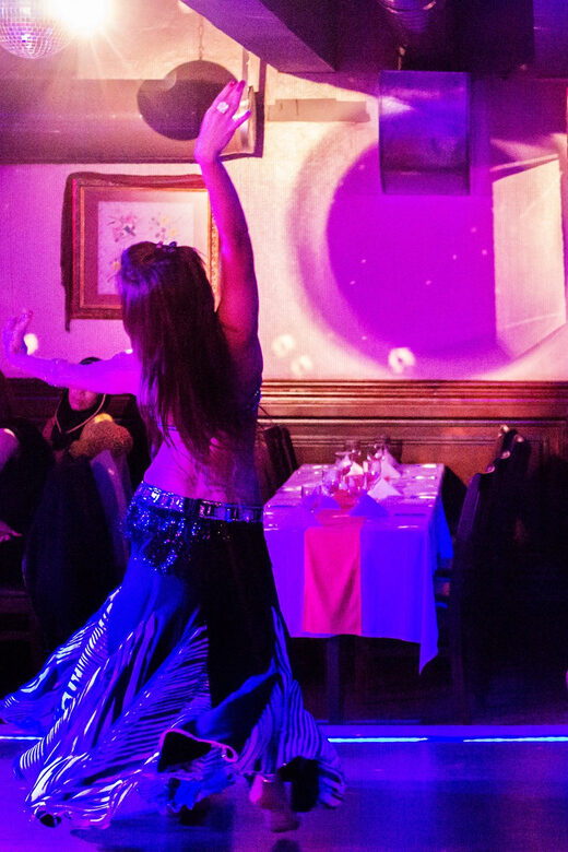 1001 Turkish Night Dinner Show in Istanbul - The Show: Belly Dancers, Anatolian Folk, and Fasil-Style Music