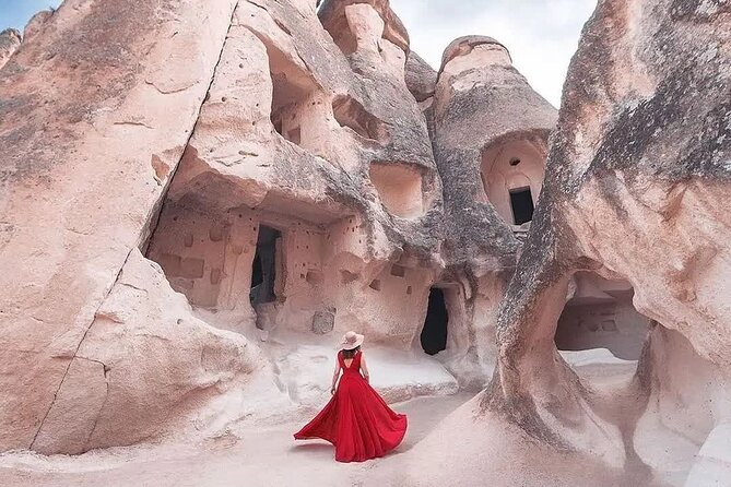 2 Day 1 Night Cappadocia Package Tour From Istanbul - Boutique cave hotel night: what overnight changes