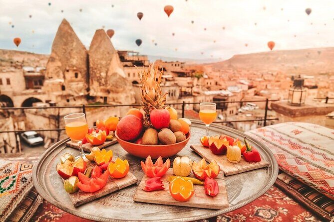 2 Day Cappadocia Tour from Istanbul - Love Valley and Göreme: Photo Stops Plus a Lunch Break