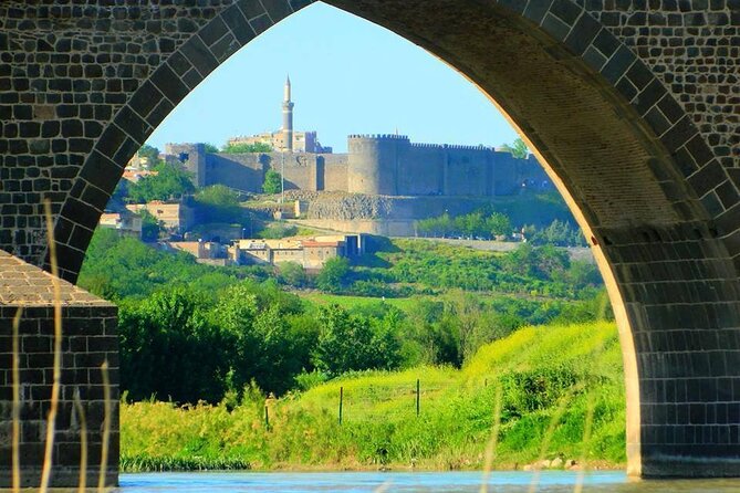 2 Days Full experince north-south cappadocia tour & Accomodation - Day 1 in Uçhisar and the Valley Circuit: Where the Views Feel Personal