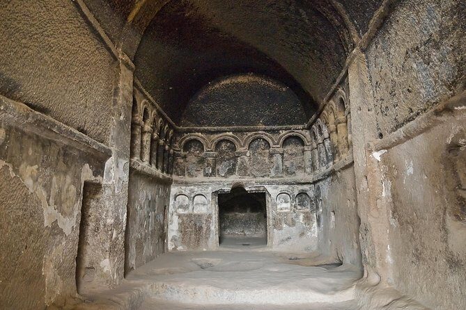 2 Days Private Cappadocia Tour From Istanbul By Plane - Day 2: Derinkuyu underground city, Nar Lake photos, and the Ihlara riverside hike