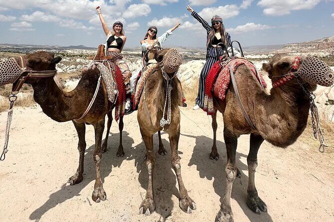 2 hour Camel ride in Cappadocia - Stop 1: Uchisar Views and Cave Dwellings by Camel
