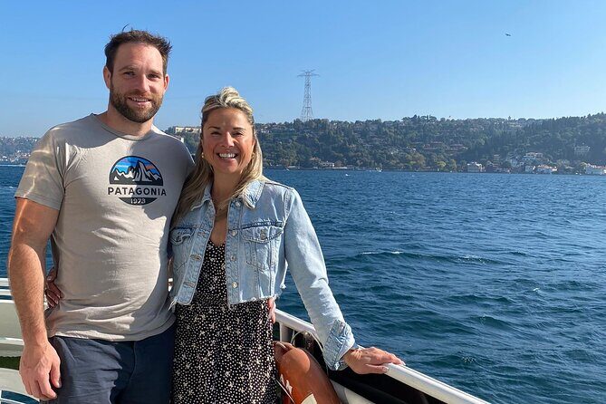 2-Hour Private Luxury Yacht Cruise on Bosphorus with Transfers - Watching Hagia Sophia and the Blue Mosque from the strait