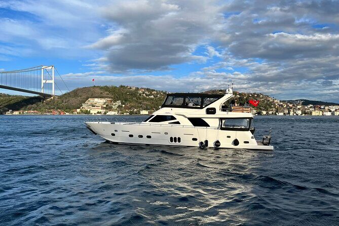 2 Hours Luxury Private Yacht Cruise on the Bosphorus - Çırağan Palace and its marble past