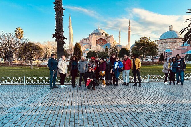 2 Hours Walking Tour Through Istanbul's Old City - Blue Mosque (Sultanahmet Mosque): blue tiles and six minarets in 15 minutes