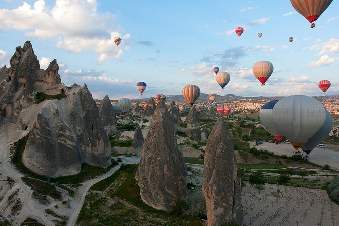 3-Day Cappadocia & Ephesus Tour from Istanbul - Day 2: Rose Valley hikes, Çavuşin village sights, and Kaymaklı Underground City