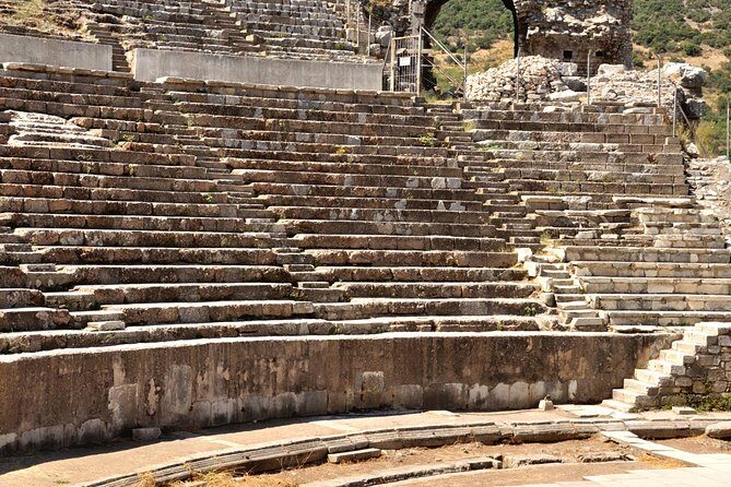 3-Day Small-Group Tour from Istanbul to Kusadasi: Troy, Gallipoli, ANZAC Battlefields and Ephesus Ancient City - Troy (Truva): The Trojan Horse Photo Moment and Myth Context