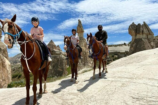3 Days Cappadocia Tour From Istanbul With Optional Balloon Ride - Getting To Istanbul-SAW, Flights, and the Baggage Rules