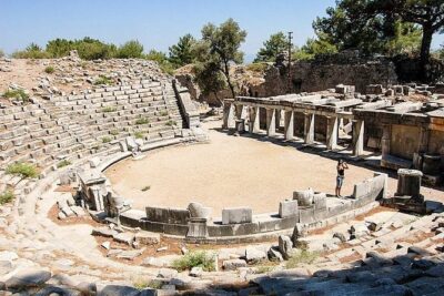 3 Days Ephesus, Pamukkale, Priene, Miletus and Didyma Tour from Istanbul - Virgin Mary’s House on Mt. Koressos (a calm opener)