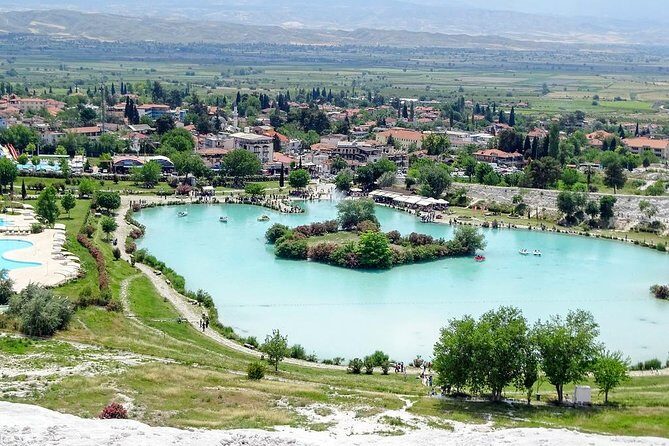 4 Day Turkey Tour: Cappadocia, Pamukkale, Ephesus by Bus - Hitting three Turkey icons in a few days of bus travel