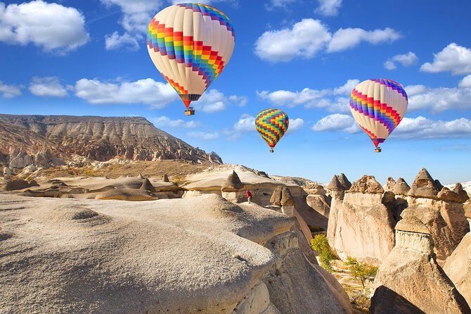 4-Night Cappadocia Tour from Istanbul Including Flights and Istanbul Sightseeing Tour - Your hotels: Ottoman-style comfort in Istanbul, cave living in Cappadocia
