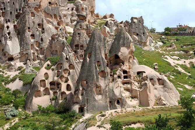 5 Days Cappadocia Ephesus Pamukkale Tour from Istanbul by Plane - Price and logistics: what $1,380 buys you (and what it doesn’t)