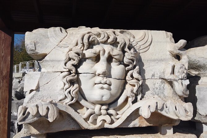 5 days Private Tour of Western Turkey (Troy-Pergamon-Ephesus-Didyma-Pamukkale) - Day 2: Pergamon and the Asclepion, then onward to Kusadası