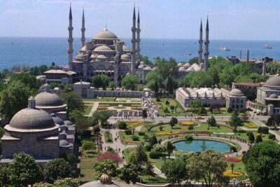 6 Day Tour of Turkey, Istanbul, Cappadocia and Ephesus - Day 2: Old City Istanbul with Topkapı Palace, Blue Mosque, Hagia Sophia, and the Grand Bazaar