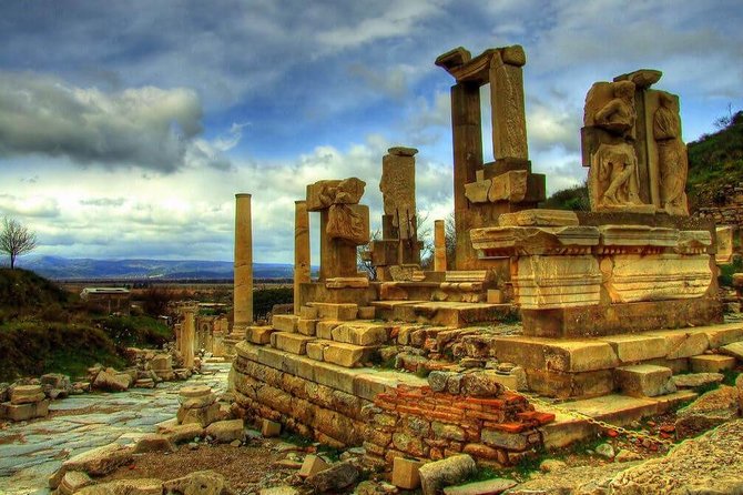 8 Day Turkey Tour; Istanbul, Gallipoli, Troy, Pergamon, Ephesus, Pamukkale - Istanbul Old City, Guided: Hagia Sophia, Blue Mosque, Topkapi, and the Grand Bazaar