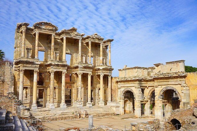 8 Days Private Guided Tour in Turkey from Istanbul - Day 7 Pamukkale and Hierapolis: thermal pools and Cleopatra Pools