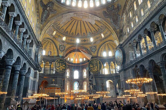 8 Days Seven Churches of Revelation MINI Group Tour including Istanbul - Day 2: Sultan-era highlights in one focused loop