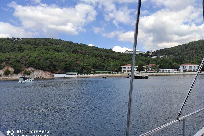 8-Hours Private Swimming Luxury Yacht Cruise to Princes' Island - The restaurant math on islands: avoid price surprises