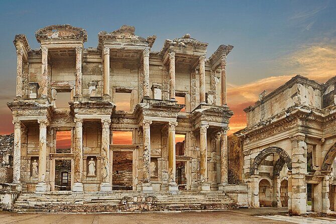 9 Days Istanbul Ankara Cappadocia Konya Pamukkale Ephesus - Istanbul in one intense day: Topkapi, Hippodrome, Blue Mosque, Hagia Sophia, Grand Bazaar