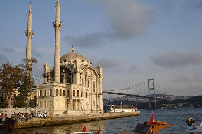 Afternoon Bosphorus Boat and Bus Tour with cable car from Pierre Loti Coffee - By Bus Through Balat and the Byzantine City Walls