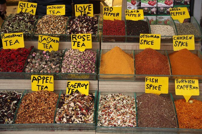 Afternoon Foodie Trail in Istanbul - Karaköy Rıhtım: snacks you can actually name