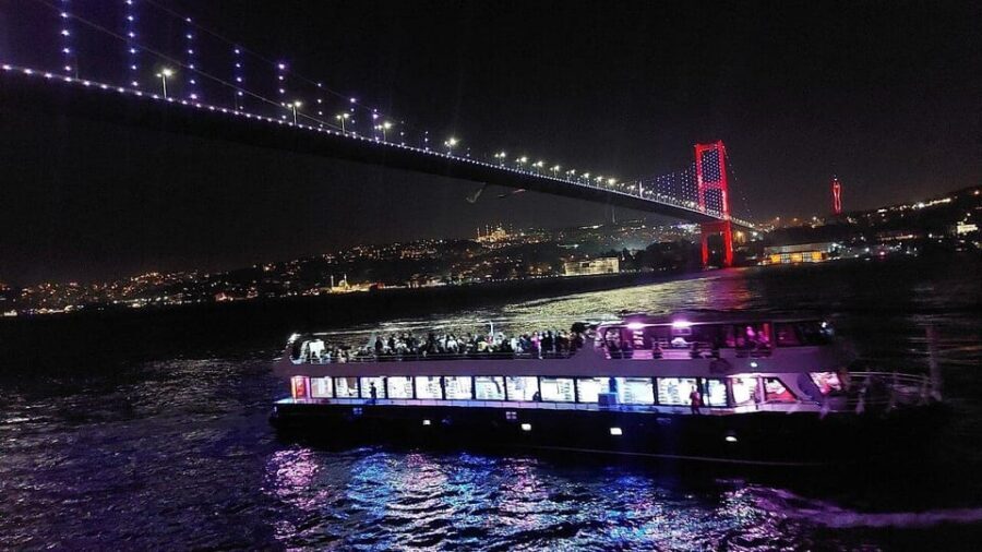 All Inclusive; Istanbul Bosphorus Dinner Cruise w/live shows - Your dinner at sea: what’s included and what to expect