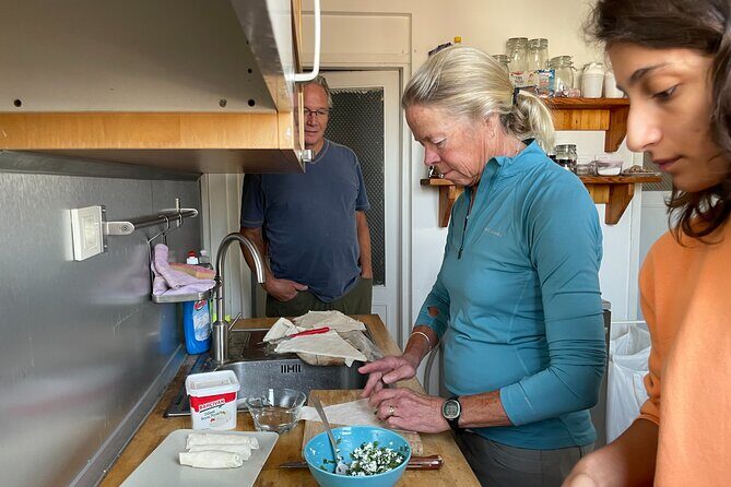 Authentic Turkish Antioch Breakfast with Local Sisters - A Small-Group Home Breakfast in Sarıyer