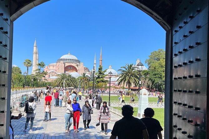 Best Highlights of Istanbul - Blue Mosque and the Hippodrome: Seeing Two Eras Back-to-Back
