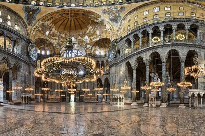 Best Istanbul tour with private guide by skipping ticket line - Hippodrome monuments: the sports-and-power zone you don’t want to miss