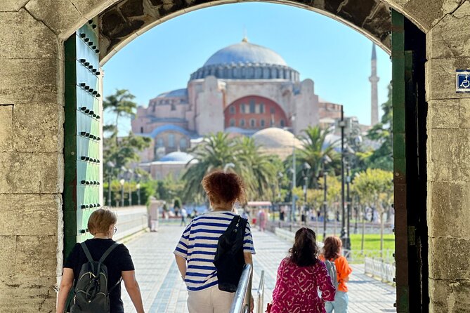 Best of Istanbul: Basilica Cistern - Blue Mosque - Grand Bazaar - Basilica Cistern: Roman Engineering Underground