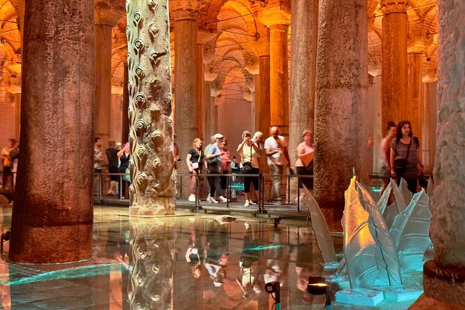 Best of Istanbul: Basilica Cistern - Blue Mosque - Grand Bazaar - Hippodrome Square: Sporting Life, Ancient Monuments