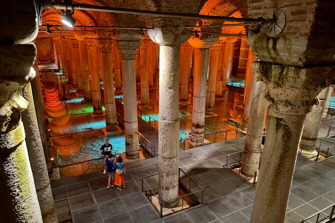 Best of Istanbul: Basilica Cistern - Blue Mosque - Grand Bazaar - Sultanahmet District and Square: Where You Can Breathe and Photograph