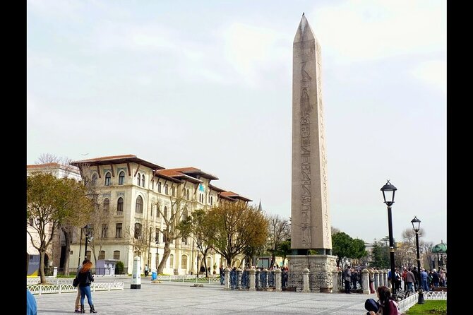 Best of Istanbul Full Day Private Tour With Guide - Hippodrome: Constantinople’s Stadium-Stage Hybrid