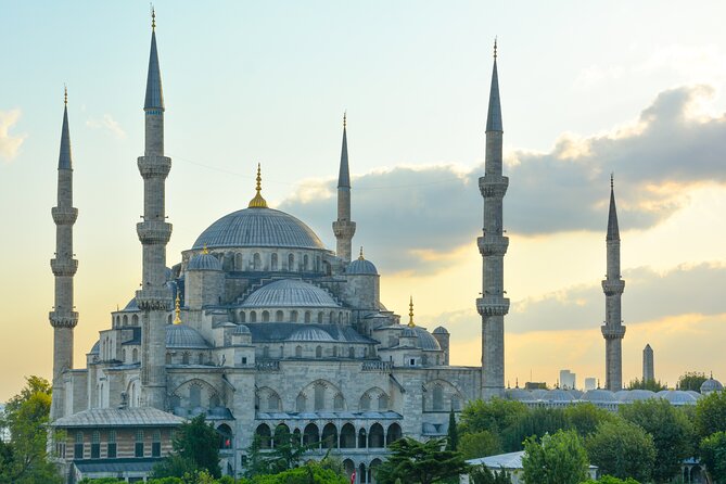 Best of Istanbul Tour - Blue Mosque, Hagia Sophia, and Hippodrome Square: The Old City Core