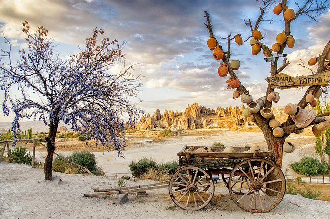 Best of Red and Green Small Group Guided Tour - Getting to the sites from Göreme without wasting daylight