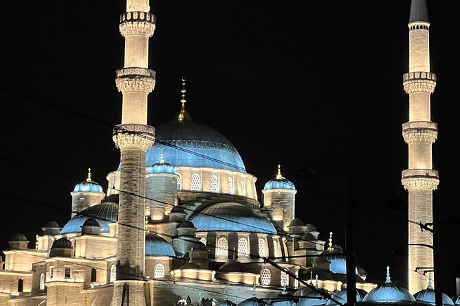 BEST Private Guided Istanbul Night Tour Halcyon - Starting Point at Serpent Column: Quick Orientation Before the Main Stops