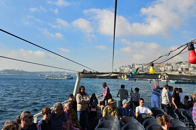 Bosphorus Boat Tour 3 Hour with Asian Side Stop in Istanbul - Galata Tower, an Art Museum Pass, and the Dolmabahçe Double-Feature