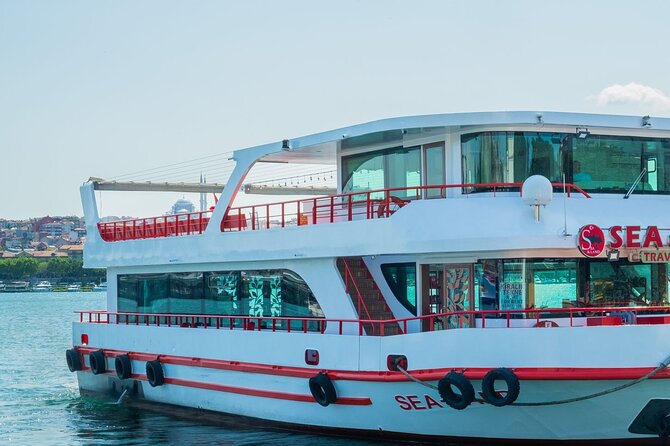Bosphorus Cruise Tour Istanbul - Guides, narration, and language expectations (including audio surprises)