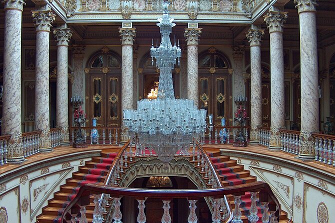 Bosphorus Cruise with Dolmabahce Palace and Istiklal Street Tour - Istiklal Caddesi: your Istanbul street walk, minus the guesswork