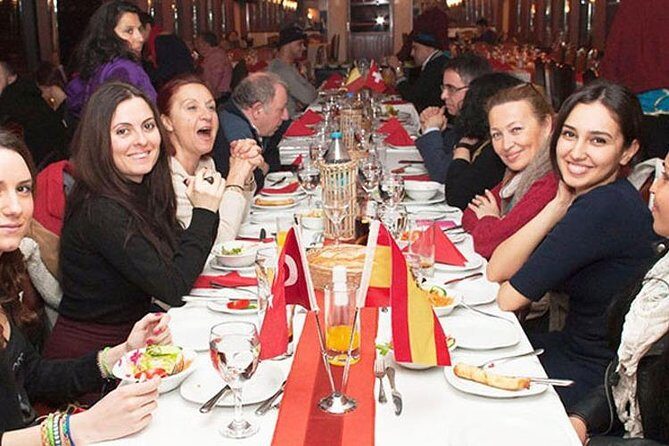 Bosphorus Dinner Cruise (Private Table) - Hotel Pickup in Istanbul: What Your Evening Logistics Look Like