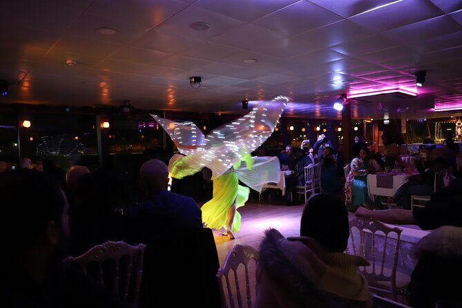 Bosphorus Dinner Cruise Tour with Private Table - Dinner and drinks: good night, but watch how service works