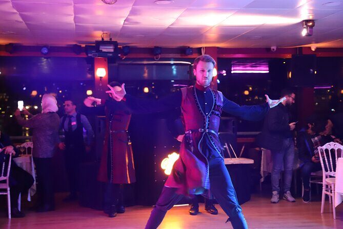 Bosphorus Dinner Cruise Tour with Private Table - Entertainment on board: when the show matters more than the menu