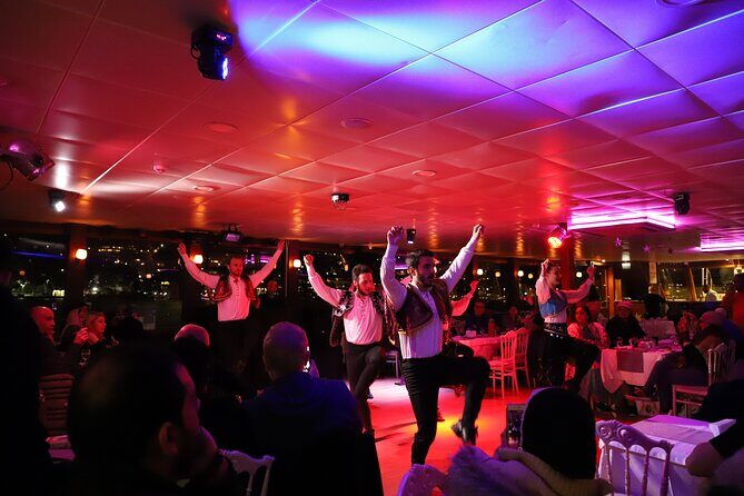 Bosphorus Dinner Cruise Tour with Private Table - How big is the group, and why it affects your table experience