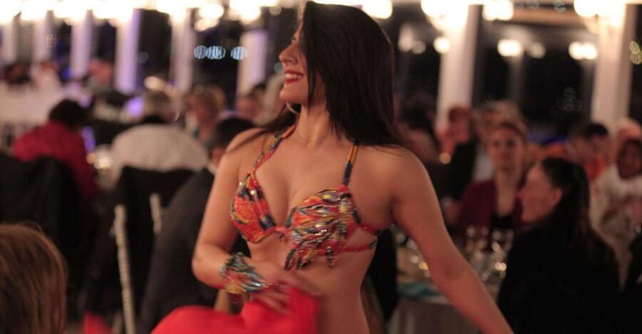 Bosphorus: Dinner Cruise with Live Performances Experience - Timing tips that make the night smoother