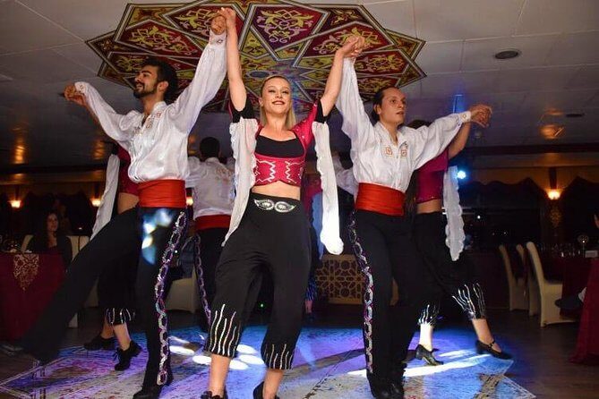 Bosphorus Dinner Cruise with Turkish Night Show Non-Alcoholic - The evening flow: how the night runs on the water