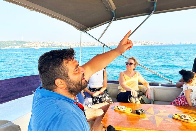Bosphorus & Golden Horn: Sunset Yacht Cruise with Expert Guide - How the Guide Makes (or Breaks) the Experience